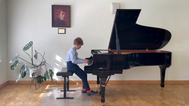 Дени Кохановский, 12 лет, МССМШ им. Гнесиных | Deni Kokhanovskii, Moscow's Gnessin School of Music смотреть онлайн