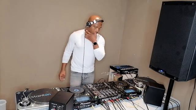 Deep House Classic Selection: Episode 9 смотреть онлайн