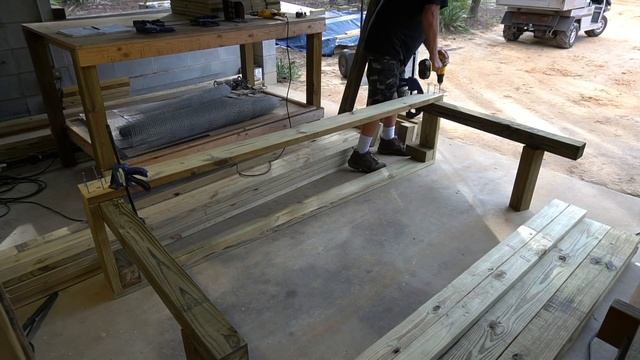 How to Start a Container Garden #3B BUILD 20 Gallon Potato Grow Table смотреть онлайн