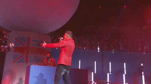 Ride It (Original + Regard Remix) Live - Jay Sean