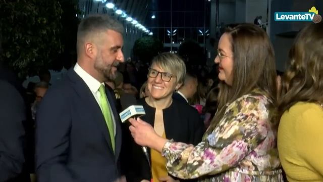 Revive la Exaltación de la Fallera Mayor Infantil de València 2024 en Levante Televisión смотреть онлайн