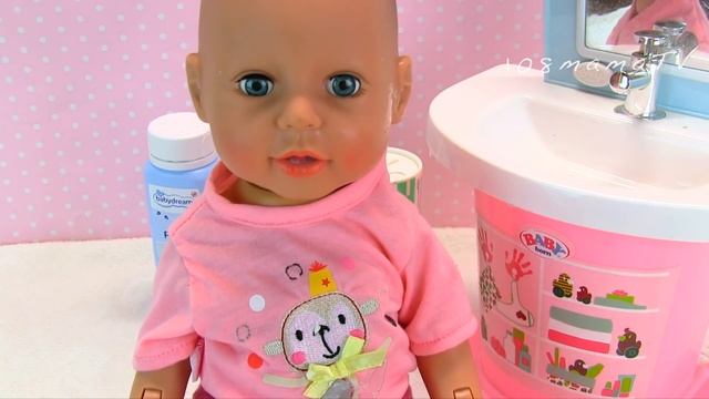 Беби Анабель Наелась Песка Как Мама Укладывала Спать Куклу Пупсика Мультик для детей 108мама тиви смотреть онлайн