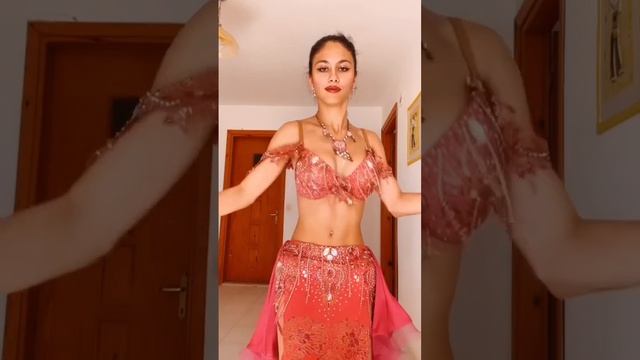Wonderful belly dance? #танцы #dance #bellydance #восточныетанцы #orientaldance #танецживота #тренд смотреть онлайн