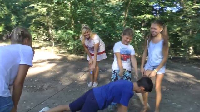 КТО САМЫЙ ГИБКИЙ? САМЫЙ ПРЫГУЧИЙ?)) смотреть онлайн