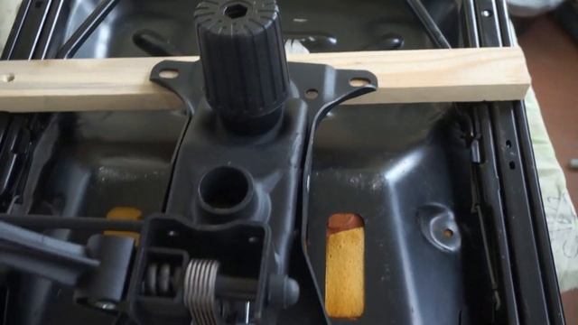 Как сделать компьютерное игровое кресло из автомобильного сиденья своими руками? | DIY смотреть онлайн