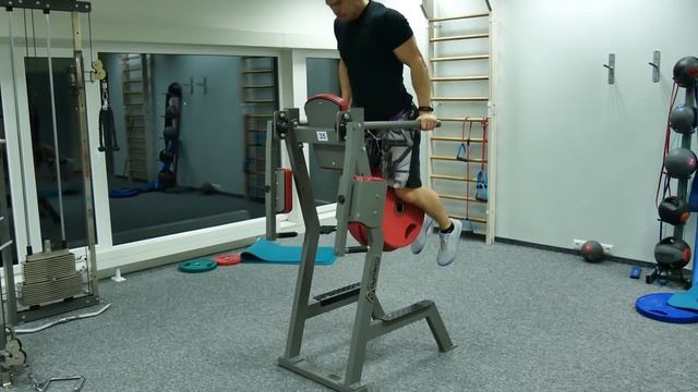 Отжимания на брусьях: МСМК есть. смотреть онлайн