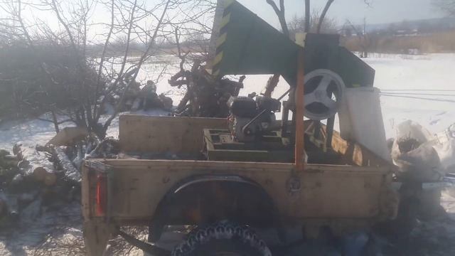 Дробилка веток и фасовка в мешки смотреть онлайн