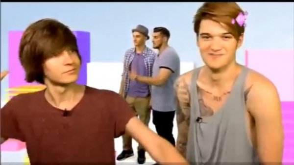 6 Mband, Музыка первого