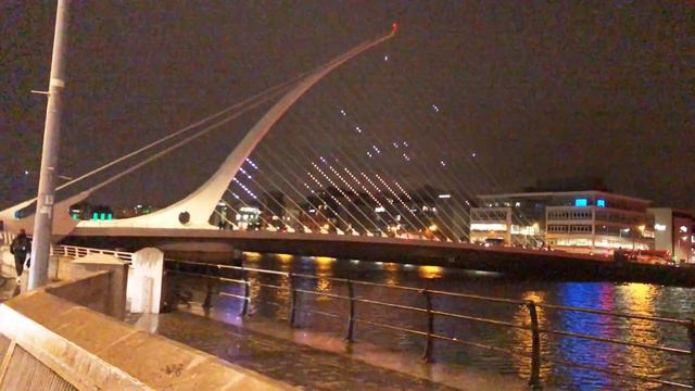 Dublin Ireland Christmas Lights 2021 | Dublin Night Walk In Rain| 4k Dublin Docklands Walking Tour