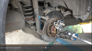 Замена задней правой ступицы на Citroen C Crosser 2,4 Ситроен Си Кроссер 2008