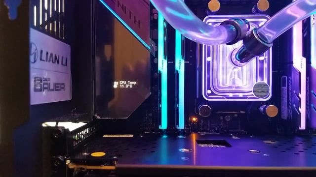 TR4 Asus Zenith Extreme Alpha Watercooled - X399 1950X Asus - extreme low temp read. смотреть онлайн
