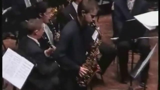 Glazunov. Concierto en mi b para saxofon y banda смотреть онлайн
