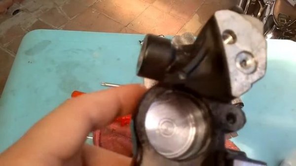 Проблема залипания суппортов из-за окисла цилиндров на мотоциклах - ее профилактика и лечение!