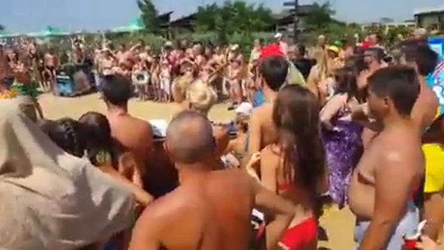 Гавайская вечеринка 25.7.15 и зажигательные танцы! Часть 5 смотреть онлайн