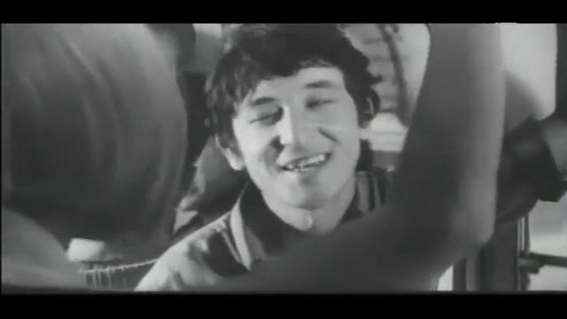 Стареем Наташ..)) Душевная беседа молодого парня с девушкой смотреть онлайн