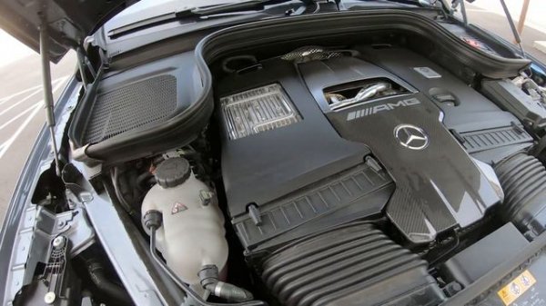 2020 Mercedes GLS 63 Review and Offroad