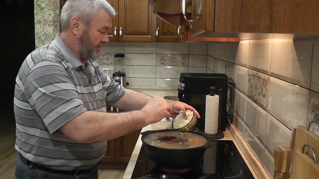 Вкусная уха из сазана, леща и карася смотреть онлайн