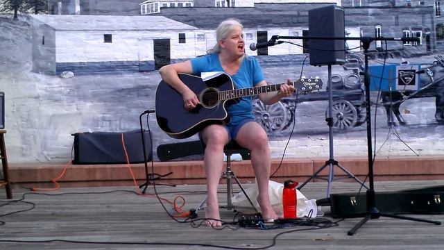 Nancy Dawn Olson I Put A Spell On You Harmony Courtyard 8 23 13 смотреть онлайн