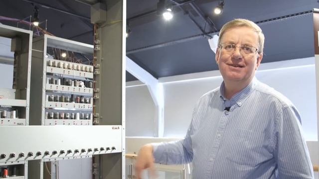 Inside The Computer (EDSAC) - Computerphile