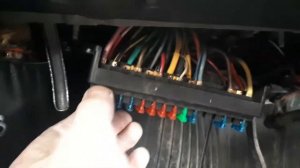 замена блока предохранителей на ваз2106 на евро блок из китая .