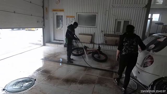 Как мыть Фетбайк смотреть онлайн