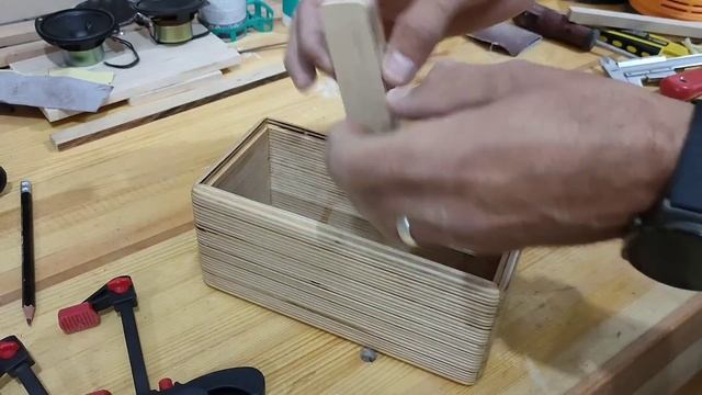 DIY | Wooden Bluetooth Speaker with FM Radio смотреть онлайн