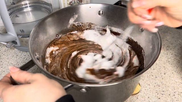 Пироги с клюквой и смородиной