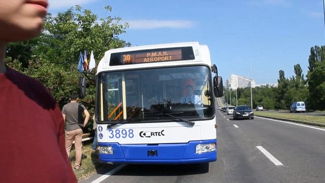 новый троллейбусный маршрут в Кишиневе смотреть онлайн