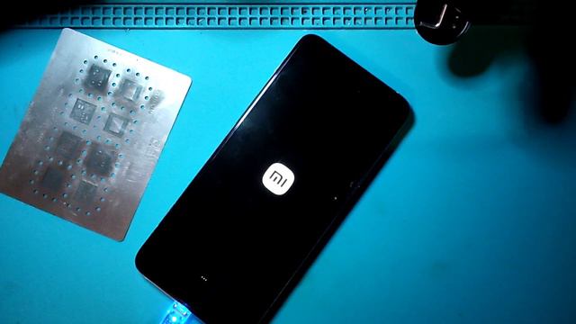 Mi 10T Pro не включается не заряжается,от подписчиков канала смотреть онлайн