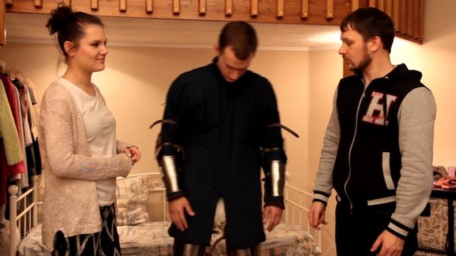 Облачаемся в рыцарские доспехи. ОбложкаFree #99 смотреть онлайн