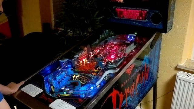 Dracula Pinball Gameplay with Multiball and Level 4 Video Mode смотреть онлайн