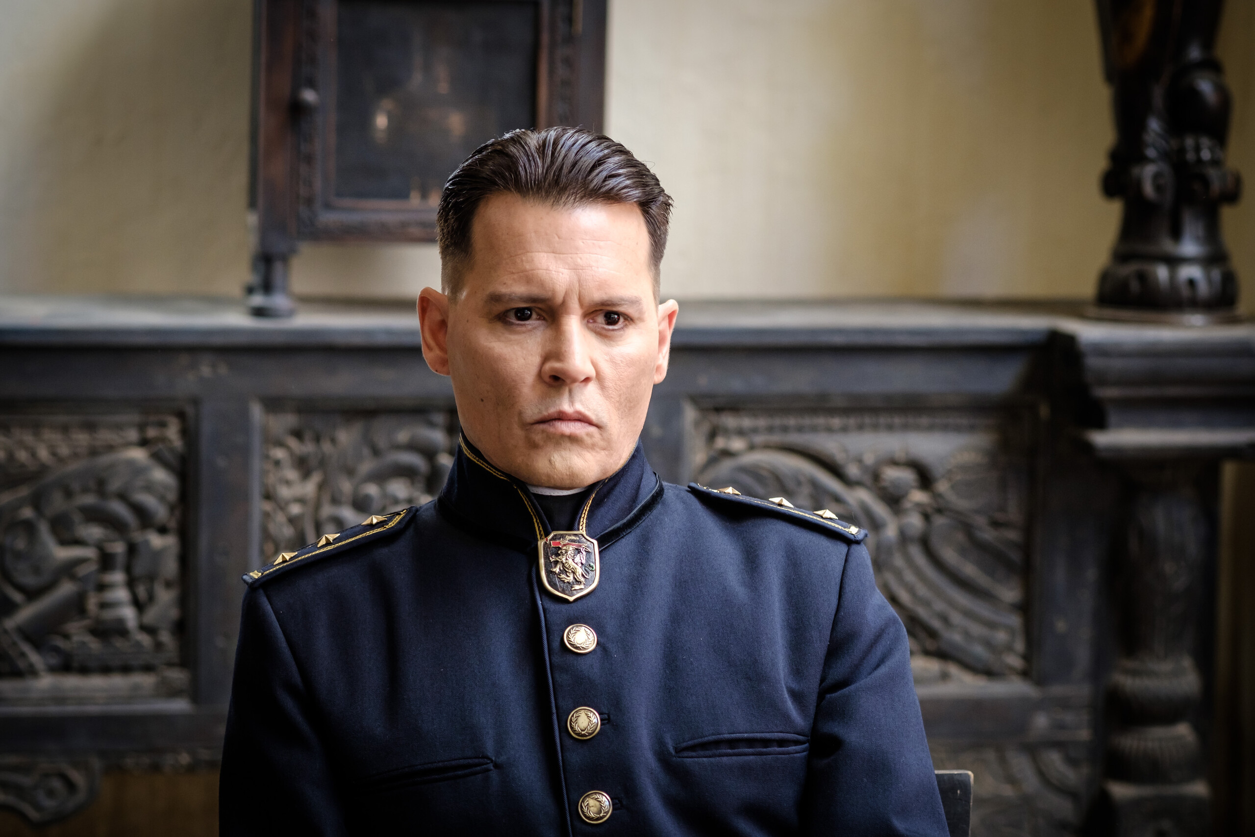 В Ожидании Варваров — Русский трейлер (2020) смотреть онлайн