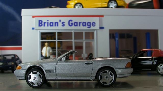 DCT 1/64 Mercedes-Benz R129 SL500 (黃/黑/銀) 開箱