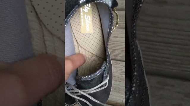 Готовимся к лету. Женские эспадрильи от испанского производителя в комбинации с итальянской сумкой смотреть онлайн