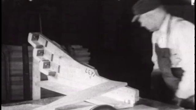 How Packard Builds a Body Part 3 смотреть онлайн