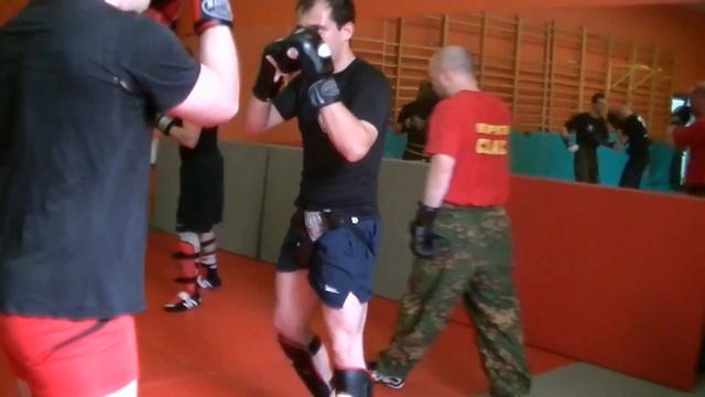 Удары руками и ногами в S.P.A.S. - схема "крест", часть 2 смотреть онлайн