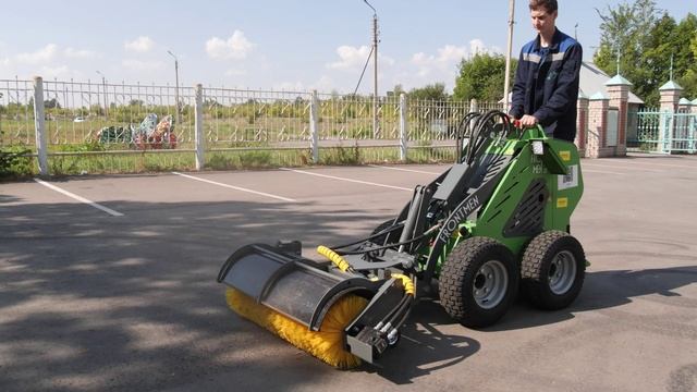 Демонстрация мини-погрузчиков FRONTMEN в городе Альметьевск смотреть онлайн