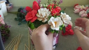 Собираю букет из ярких мыльных цветов. мыловарение. цветы из мыла. Мыльные букеты.mp4