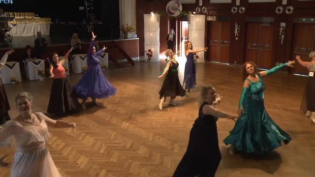 Classic Newcomer Pearl F Rise & Fall смотреть онлайн