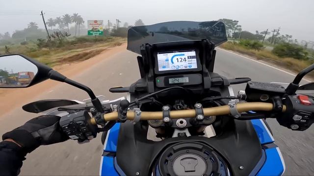 When a Sports biker rides a CRF1100L - Africa Twin смотреть онлайн