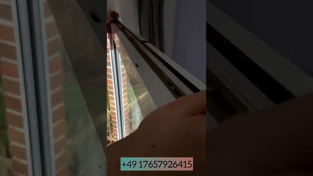 Fensterreinigung in Echtzeit. Мытьё окна в реальном времени. смотреть онлайн