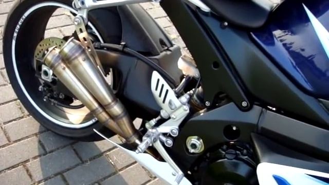 Suzuki GSX-R 1000 K6 K5 Twin Cans смотреть онлайн