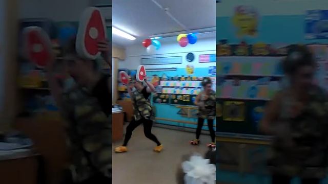 Первобытные люди. Выступление в школе смотреть онлайн