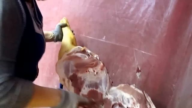 Разделка свиной лопатки. Два способа. смотреть онлайн