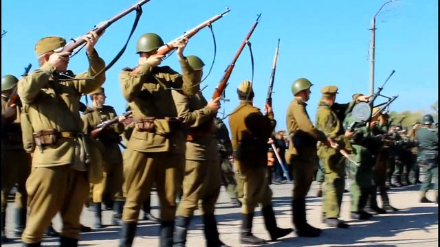 Реконструкция боев в Днепродзержинске - dndz.tv смотреть онлайн