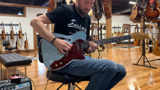 Fender Custom Shop Artisan Thinline Tele in Blue Ice Metallic смотреть онлайн