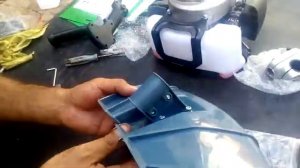 Сборка бензокосы,триммера,обкатка перед работой,полезные советы