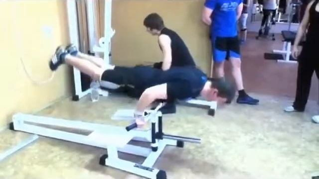 The Best Workout 2013 (Необычные отжимания в горизонте) смотреть онлайн