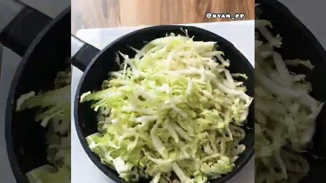 Тушенная пекинская капуста с фаршем ?