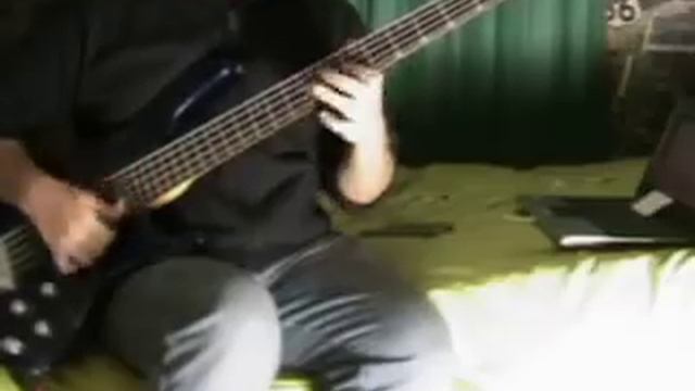 Probando mi Bajo Washburn XB 500. смотреть онлайн